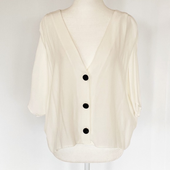 Topshop Pleated Shoulder Blouse 6 - Picture 3 of 8